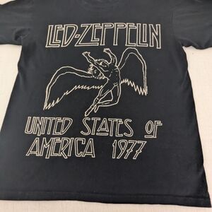 Led Zeppelin United States of America 1977 Black Graphic T-Shirt Medium